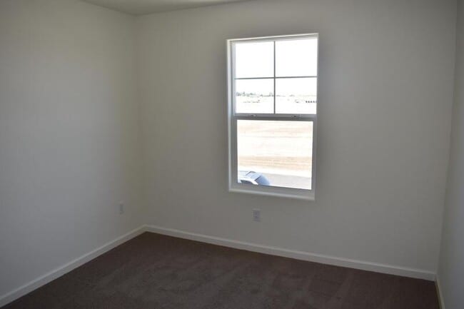 Building Photo - 708 Athena Dr