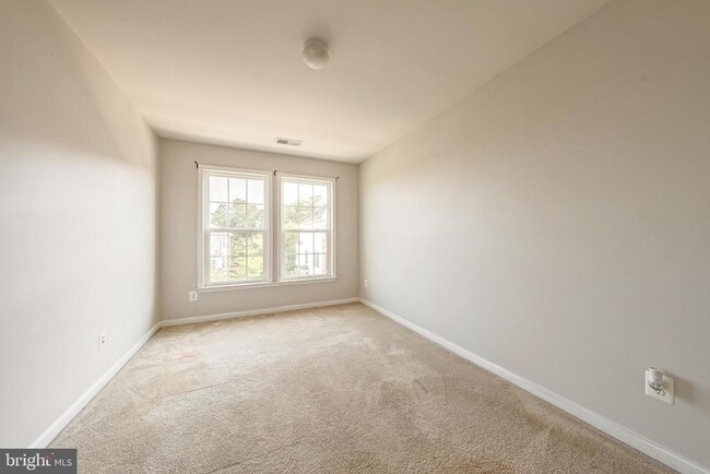Building Photo - 22571 Highcroft Terrace