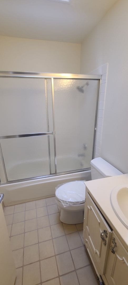 Building Photo - Adorable Single Story home with 3 bedroom and 2 bath