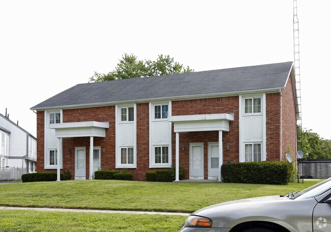 Building Photo - 2323-2329 Rockspring Rd