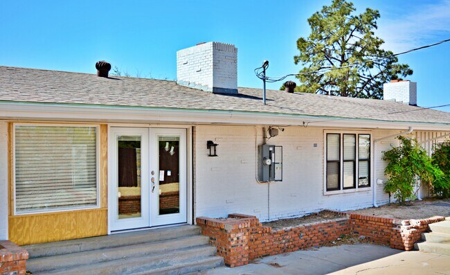 Building Photo - 2521 Harvard Ave