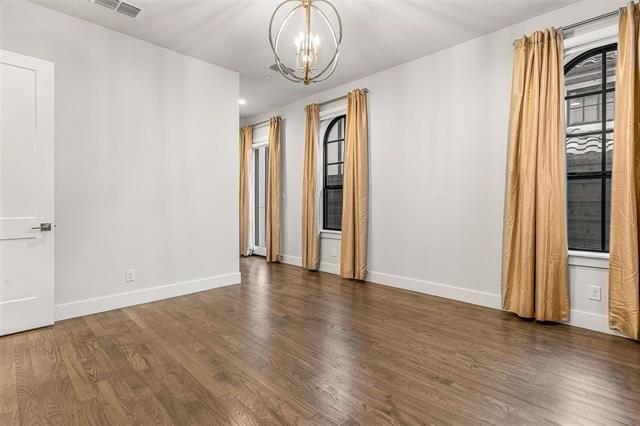 Building Photo - 2800 Lakeside Pkwy