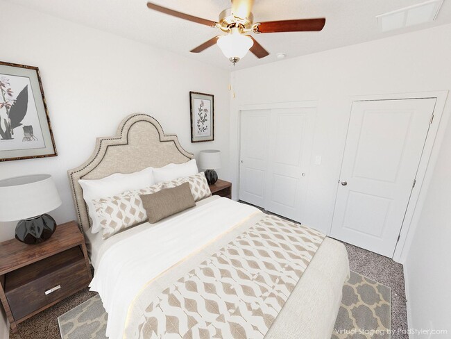 Building Photo - 4 bed 2 bath home in Huning Ranch! Newly Built