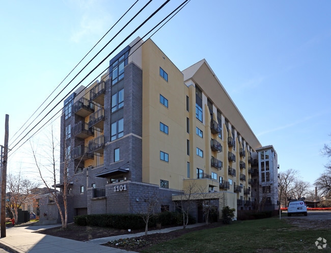 Primary Photo - 1101 18th Ave Condominiums