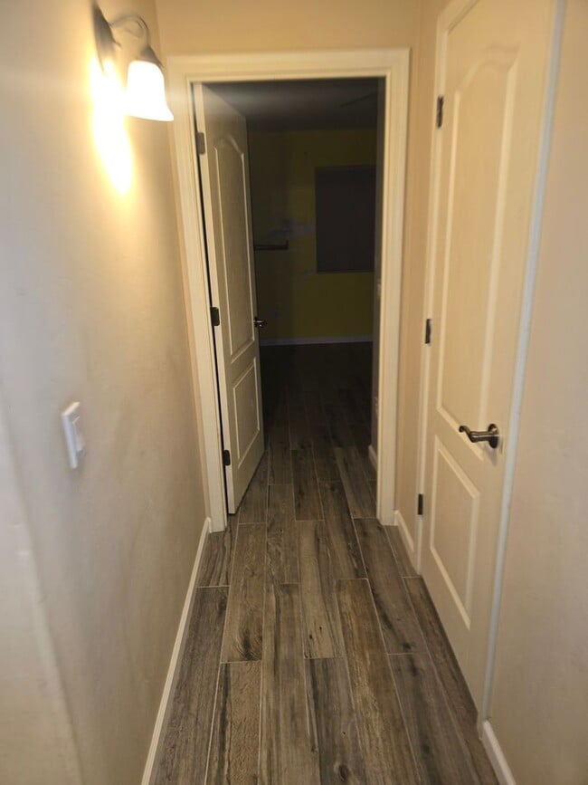 Building Photo - Beautiful 3 bedroom, 2 bath Home available