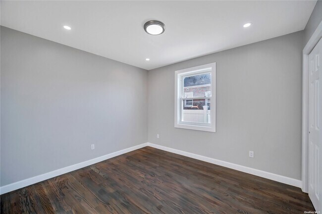 Building Photo - 119-2 226th St