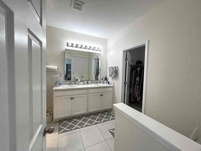 Building Photo - 12291 Sawgrass Prairie Loop