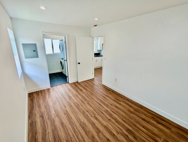 Building Photo - 23324 Maltby Pl