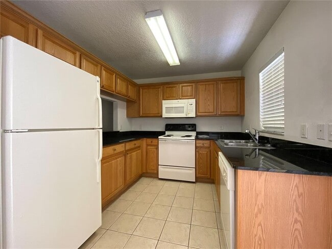 Building Photo - 253 Castlekeeper Pl