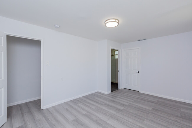 Building Photo - 6 Bon Price Terrace