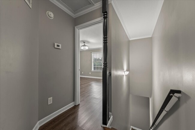 Building Photo - 27 Corinth Rd