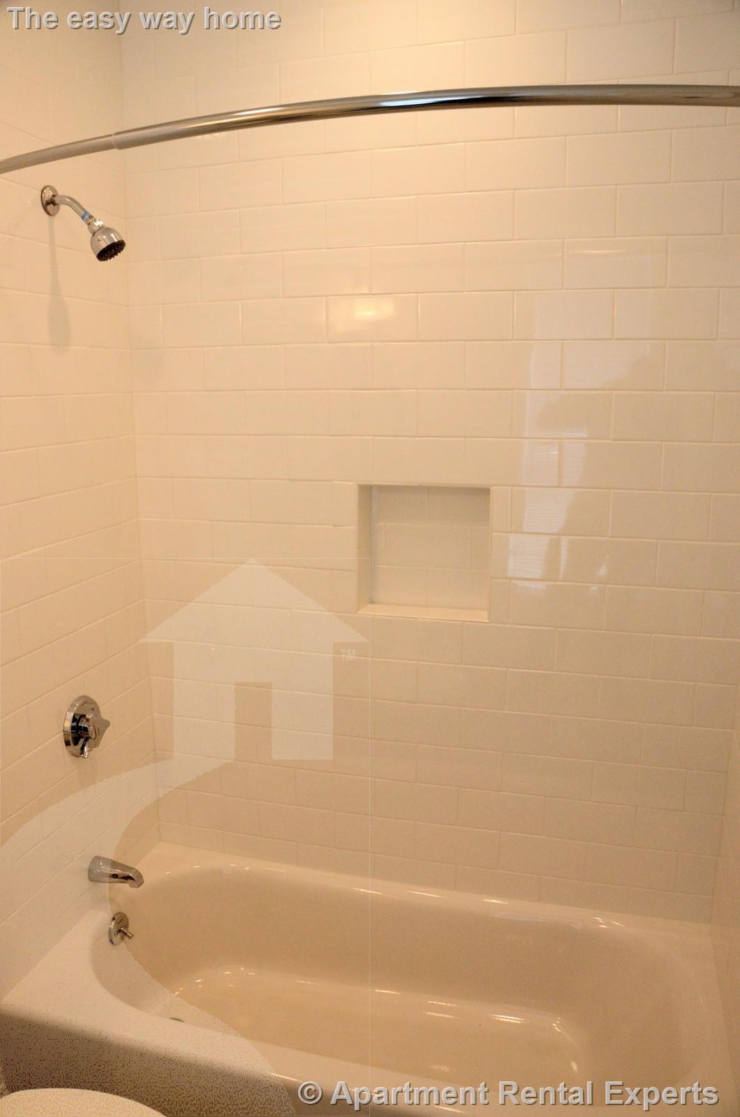 Building Photo - 15 Langdon St