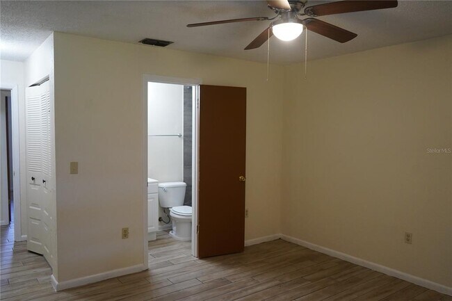 Building Photo - 3418 NW 21st Dr