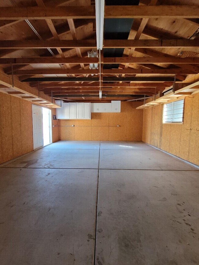 Building Photo - 9635 36th Ln