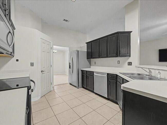 Building Photo - 3151 Border Creek Dr