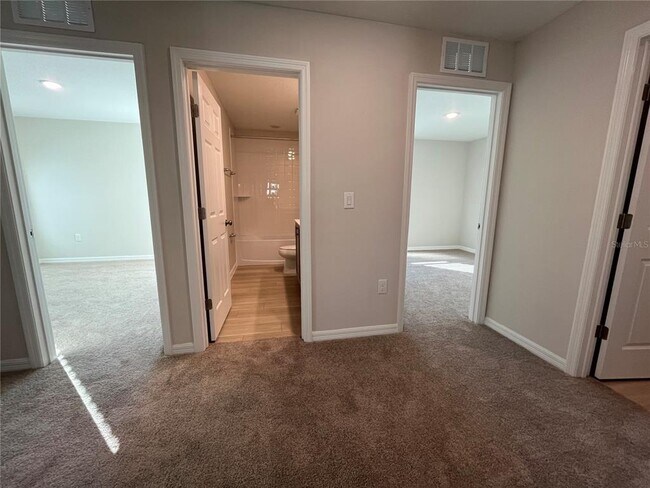 Building Photo - 14789 Summer Br Dr