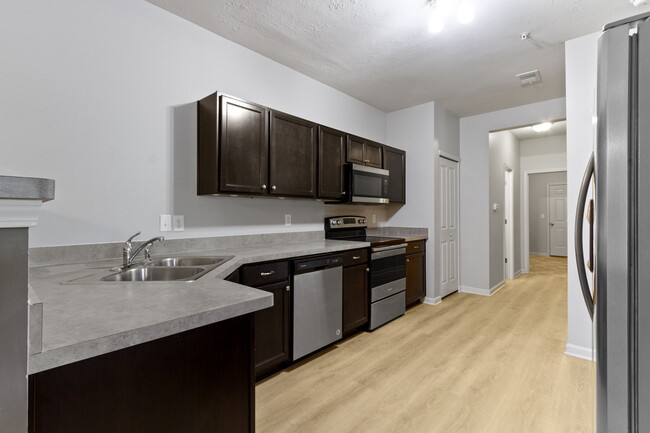 Building Photo - 12075 Scoria Dr