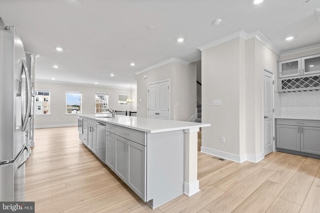 Building Photo - 502 Downswing Rd