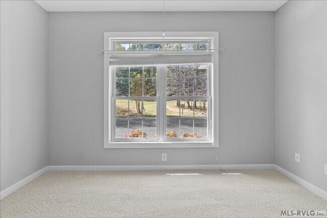 Building Photo - 164 Sandy Cove Dr