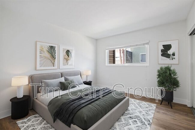 Building Photo - 271 16th Pl