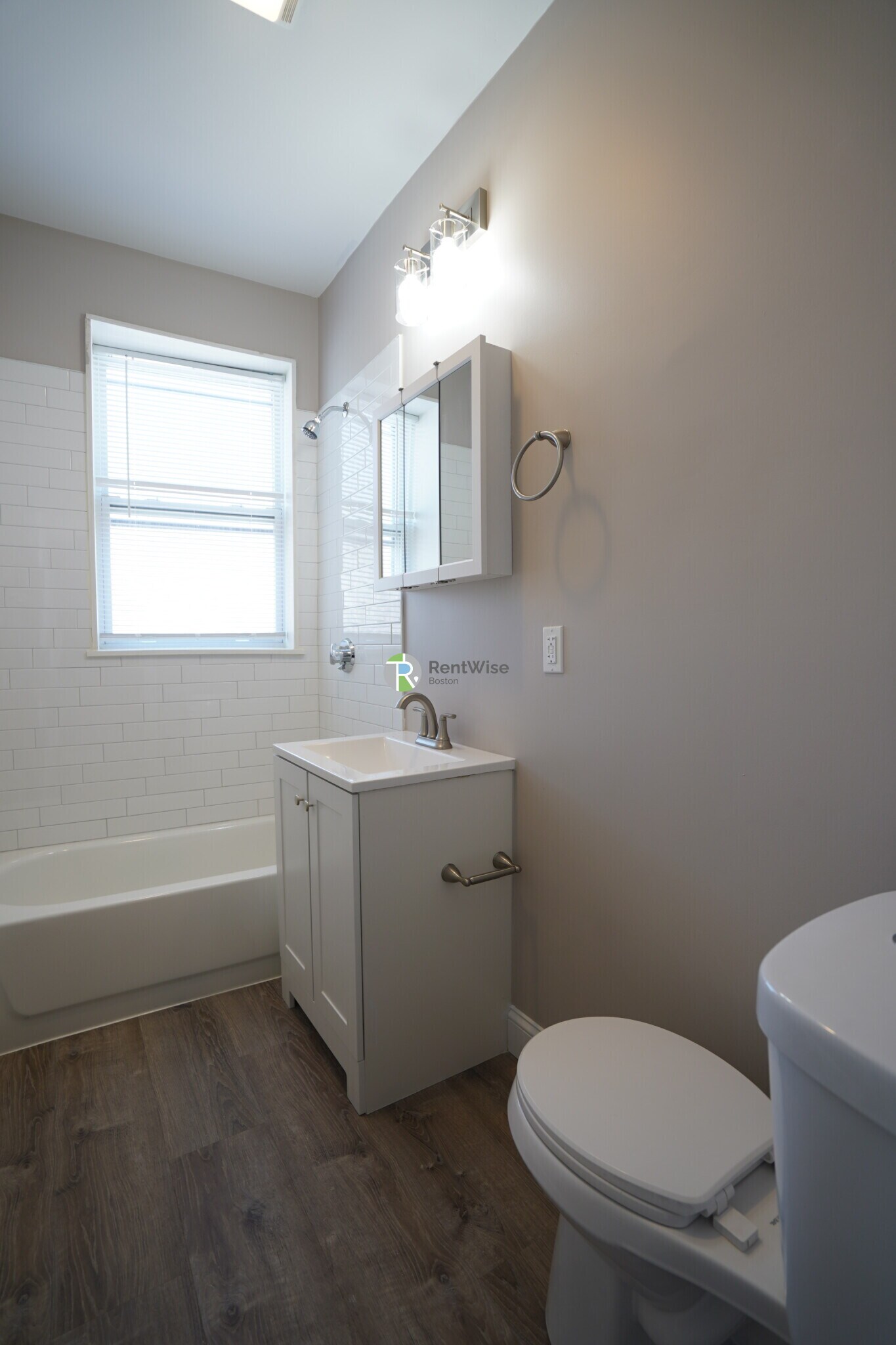 Building Photo - 79 Gordon St