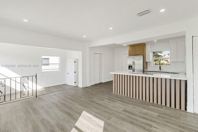 Building Photo - 939 NW 12th St