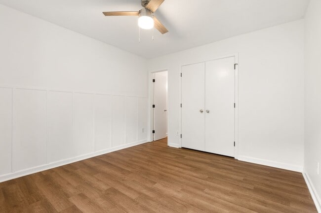 Building Photo - Recently renovated condo near Crabtree!