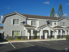 Building Photo - 7921 SW 152nd Ave