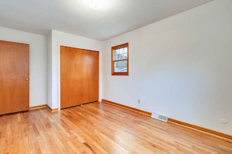 Building Photo - 2356 Hawthorne Ct