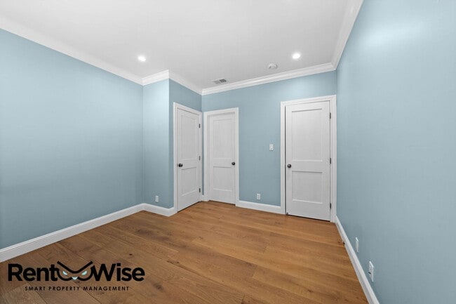 Building Photo - 74 Farview Ct