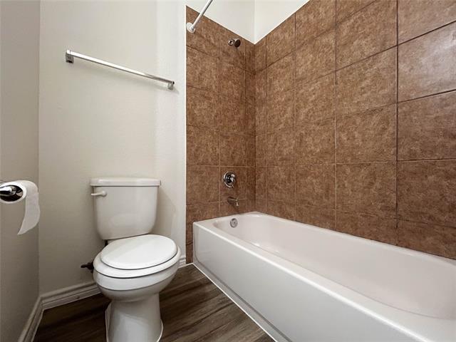 Building Photo - 5508 Dolores Pl