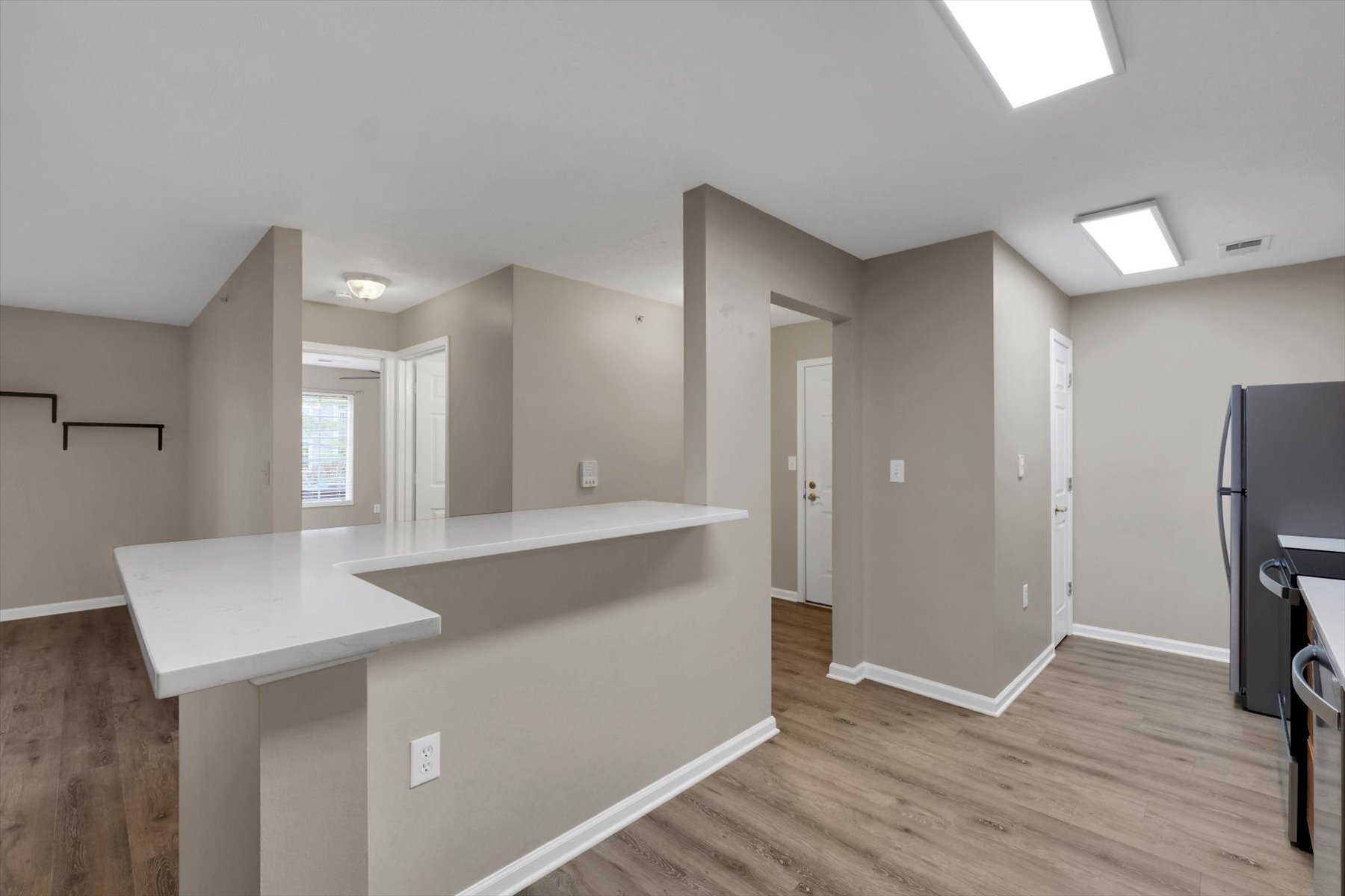 Building Photo - 6403 Shelton Cir