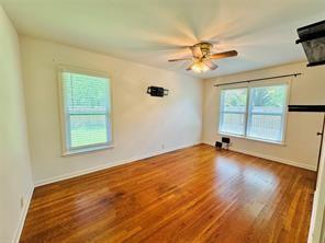 Building Photo - 1015 W Sycamore St