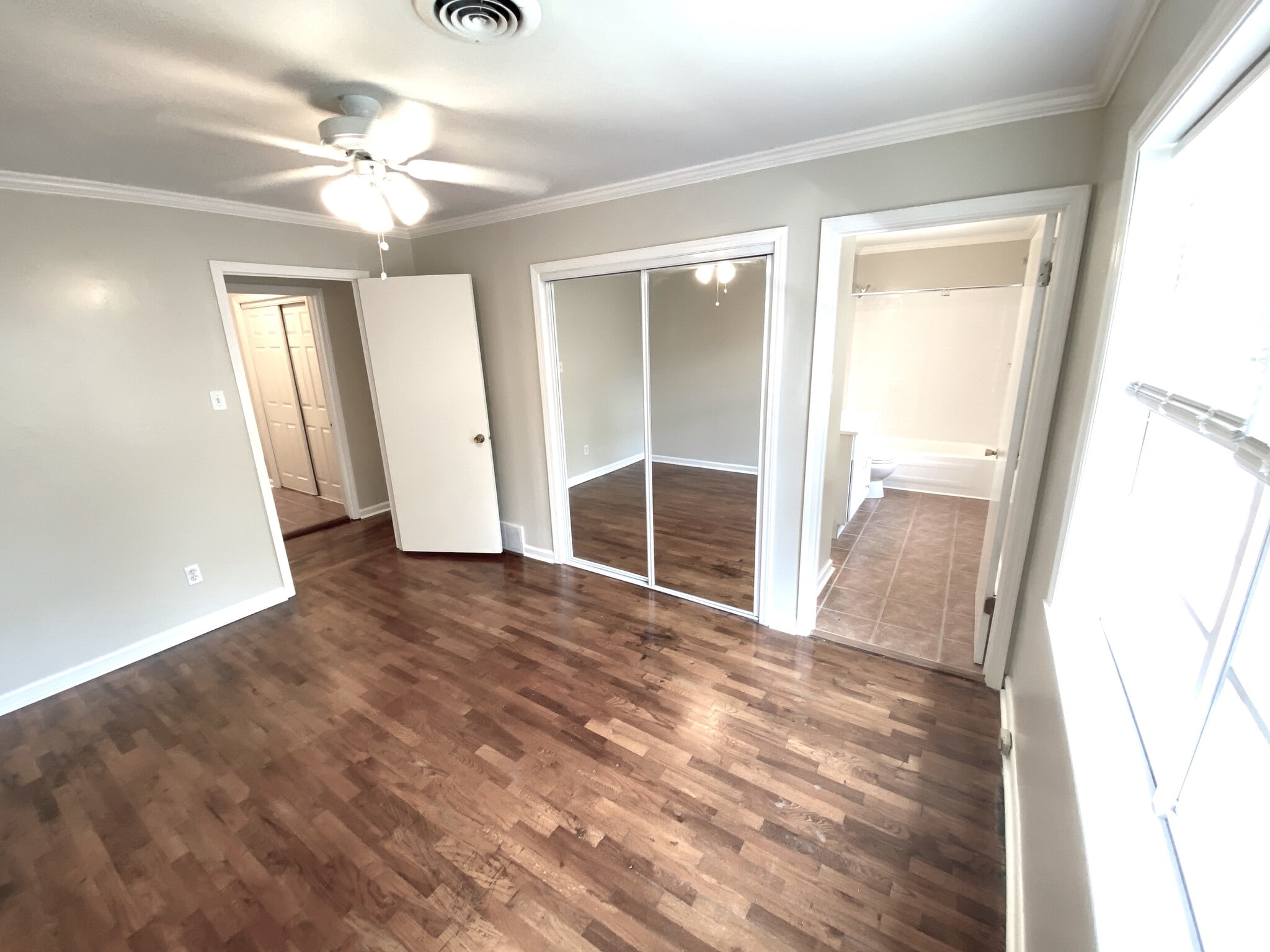 Primary bedroom - 132 N Rembert St