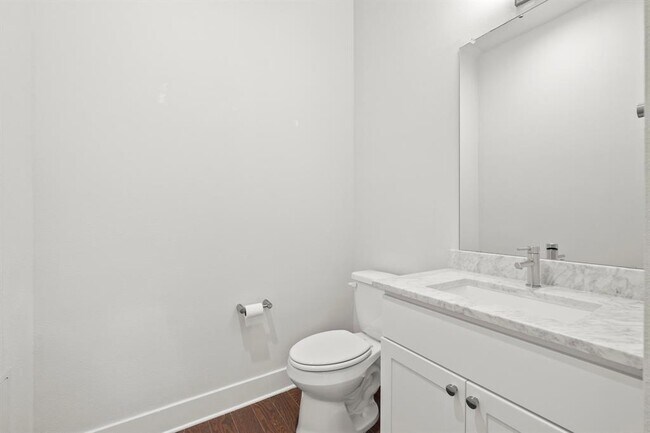 Building Photo - 4410 Grotto Dr