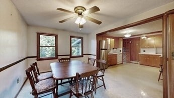 Building Photo - 37 Eames St