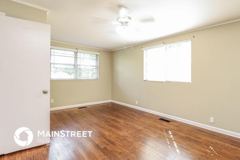 Building Photo - 3130 Ashwood Rd