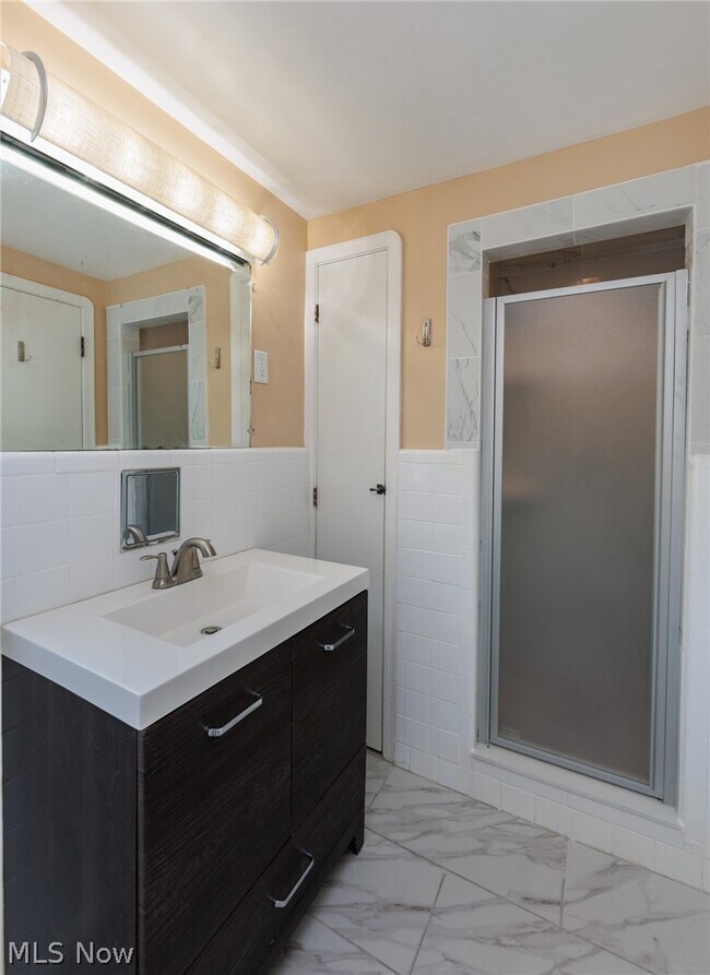 Building Photo - 4441 Baintree Rd