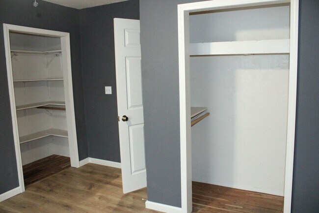 Building Photo - **COMING SOON!!! ** Gated Three Bedroom, 1 Bathroom House in Bay Point