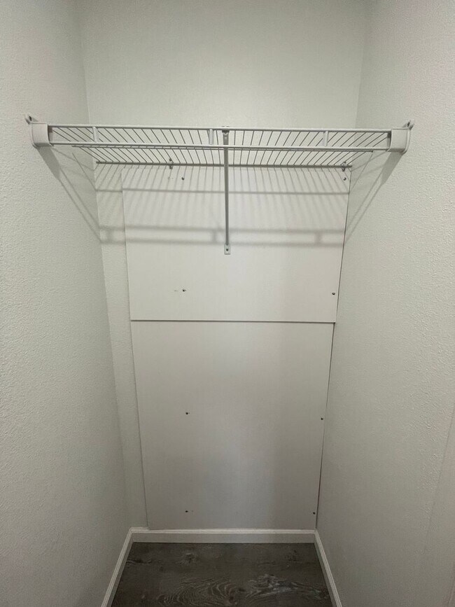 Building Photo - Townhomes Now Available in Strafford MO!