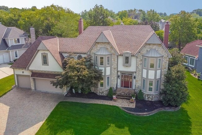 Primary Photo - {5801} Spacious 2 Story Home in highly des...