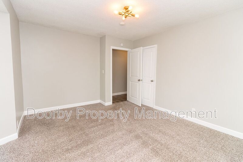 Building Photo - 3629 Thrushwood Dr