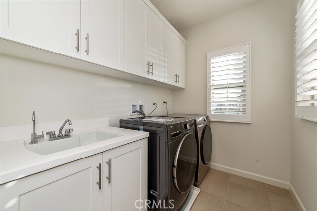 Building Photo - 112 Anthem
