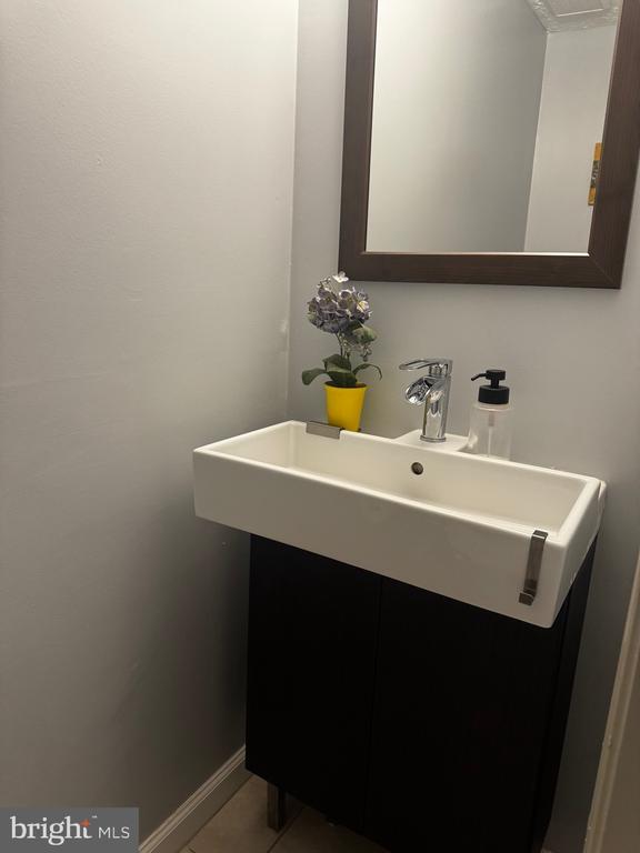 Building Photo - 13025 Gershwin Way