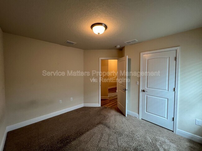 Building Photo - 5136 Carmell Ridge Cir