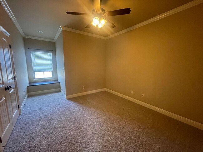 Building Photo - North Bossier Beauty in Tiburon Subdivision