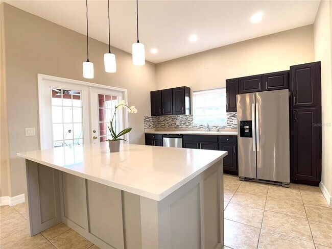 Building Photo - 104 Vista Loop