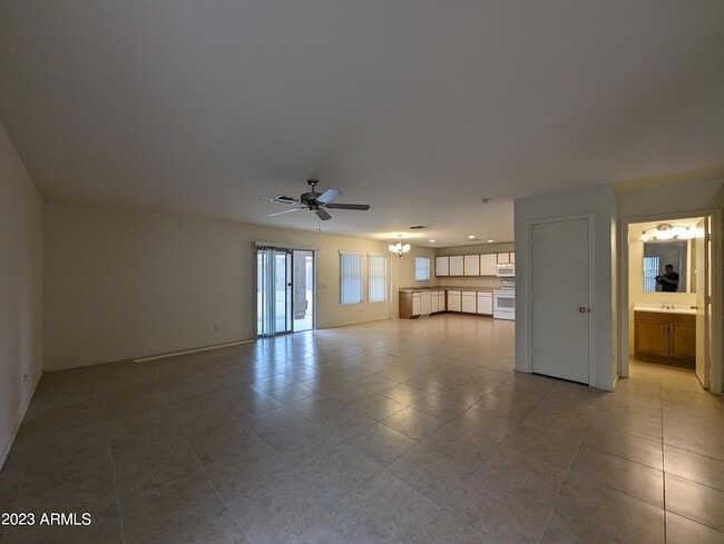 Building Photo - 3215 W St Anne Ave