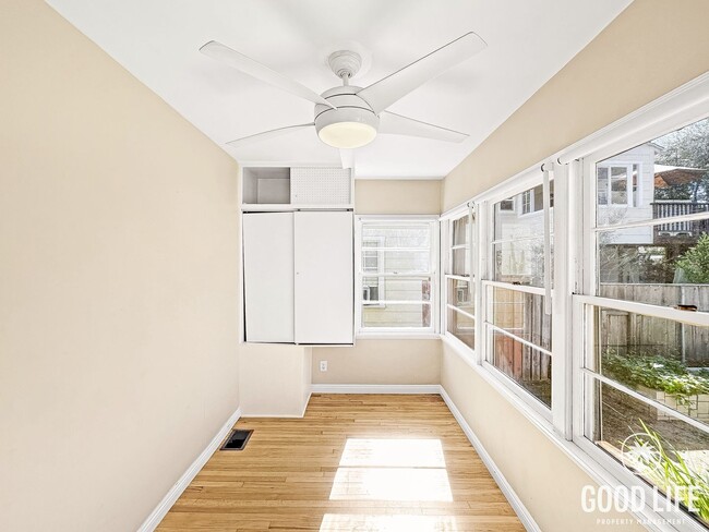 Building Photo - Charming 3-Bedroom Anaheim Home Featuring Private Backyard & Assigned Parking