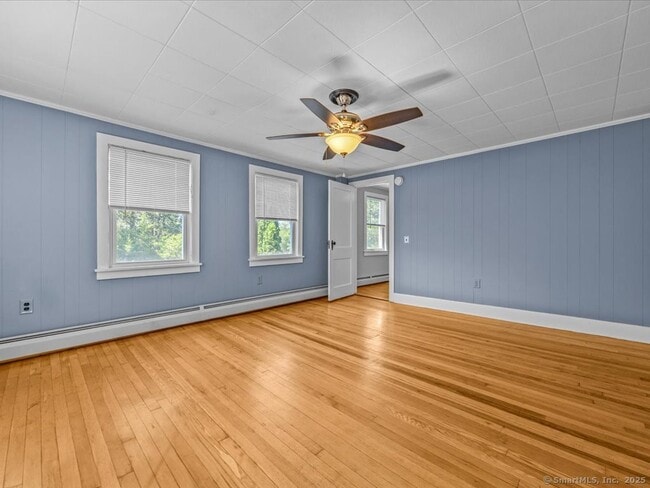 Building Photo - 440 Taylor Hill Rd